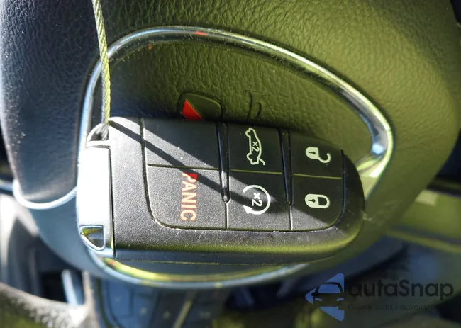 2C3CDXCT2JH181006: 41632979