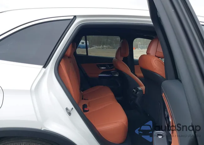 W1NKM4HBXPF029614: 41633136