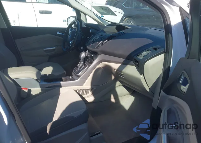 1FADP5AUXEL519452: 41633137