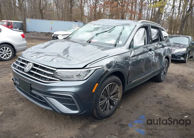 3VV5B7AX4RM230768: 41633709