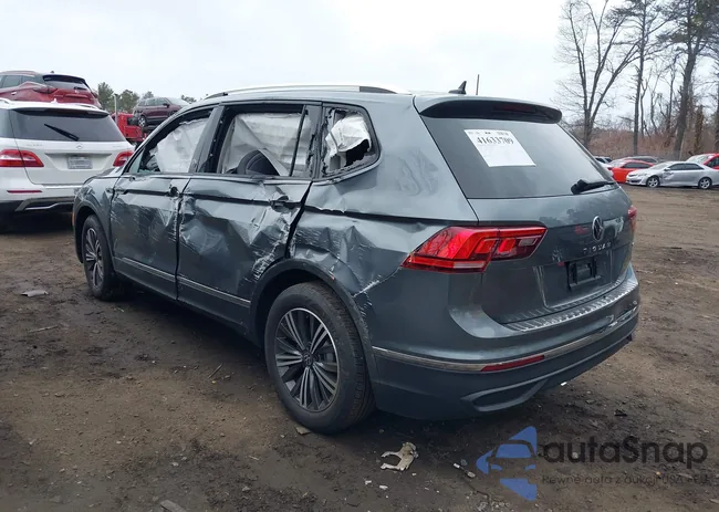 3VV5B7AX4RM230768: 41633709