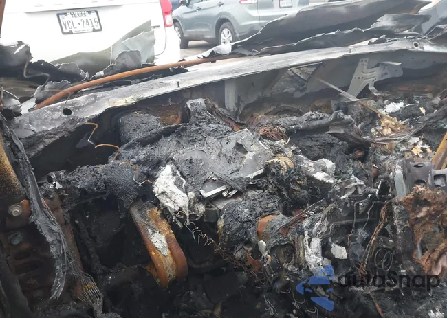 YV126MFK3G2396831: 41633870