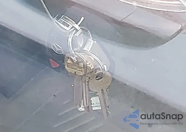 WDDHH8HB0BA218507: 41633875