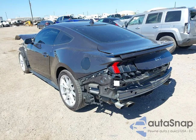 1FA6P8CF0R5414728: 41633983