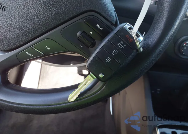 3KPFK4A71HE023944: 41635824