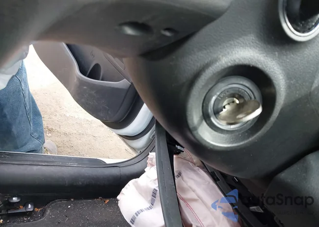 5NPD74LF2JH228476: 41636032