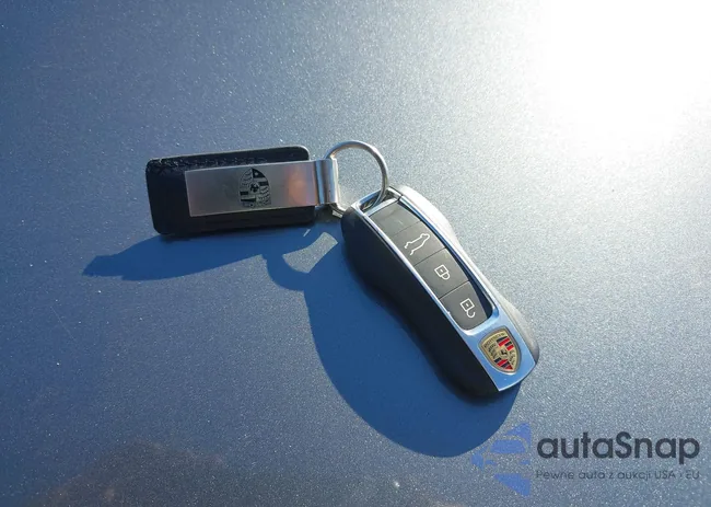 WP1AA2AY4PDA04037: 41637726