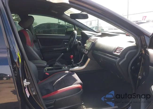 JF1VA2L68F9824207: 41637409