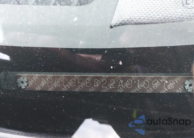 1HGCG56422A010978: 41639059