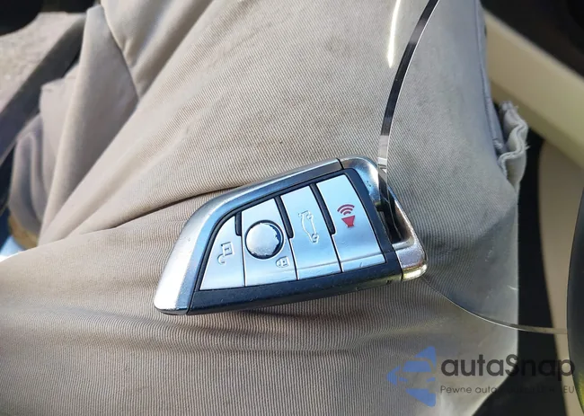 5UXKR0C51F0P12837: 41639886