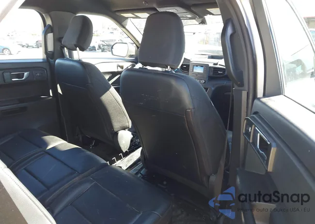 1FM5K8AC9NGB45765: 41642777