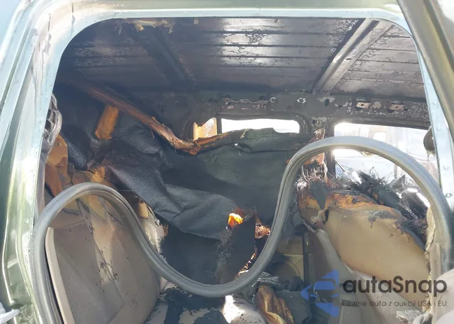 1J8FT28W38D628735: 41643845