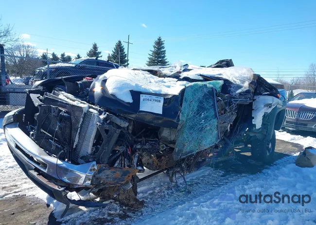 1GCHK29637E519461: 41643908