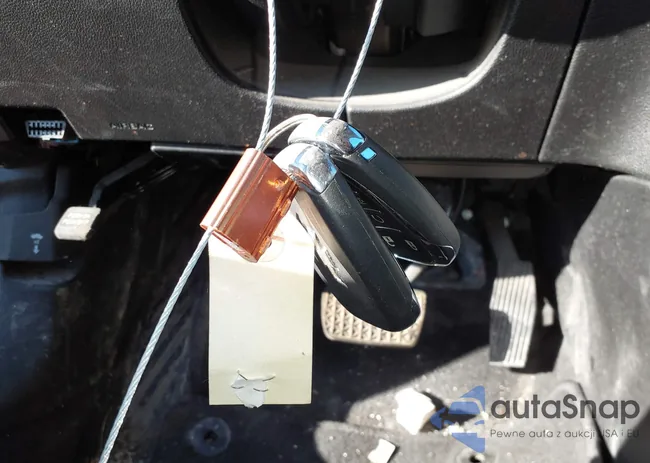 1G1BE5SM6J7206173: 41644733