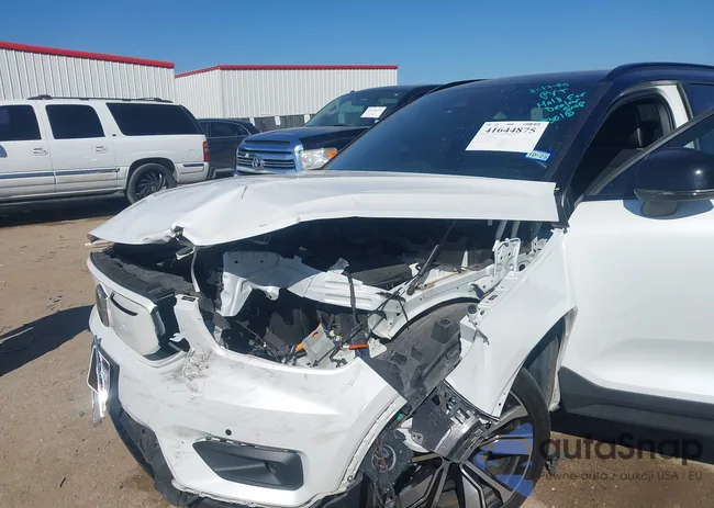 YV4ED3URXM2538118: 41644875