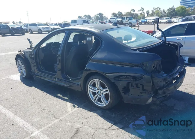 WBAFR9C57DD226799: 41644957