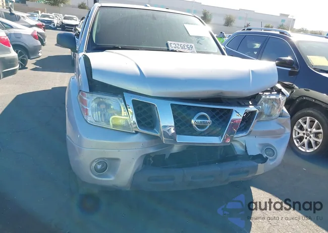 1N6AD0CU5GN702140: 41644172