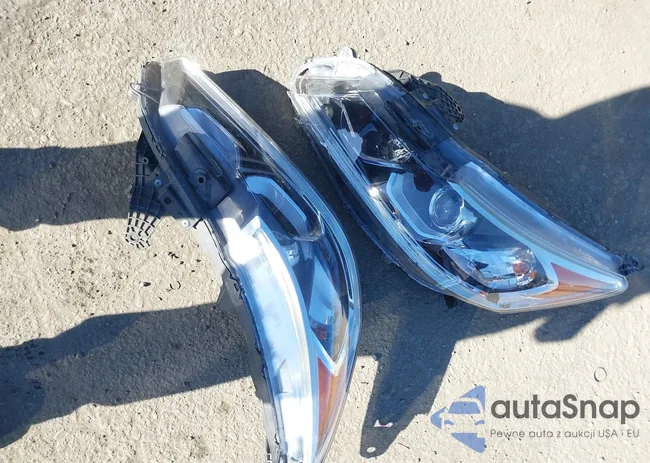 1HGCR2F53GA162907: 41644264