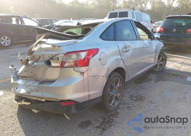 1FADP3F20DL360452: 41644565