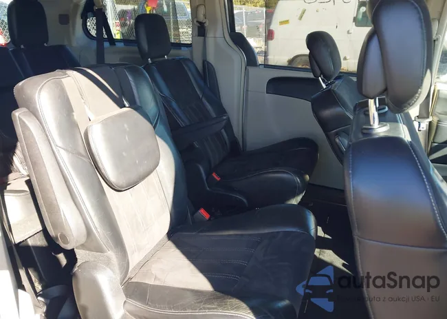 2C4RC1CG7ER300757: 41645423