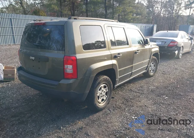 1C4NJRBB7GD532161: 41646489