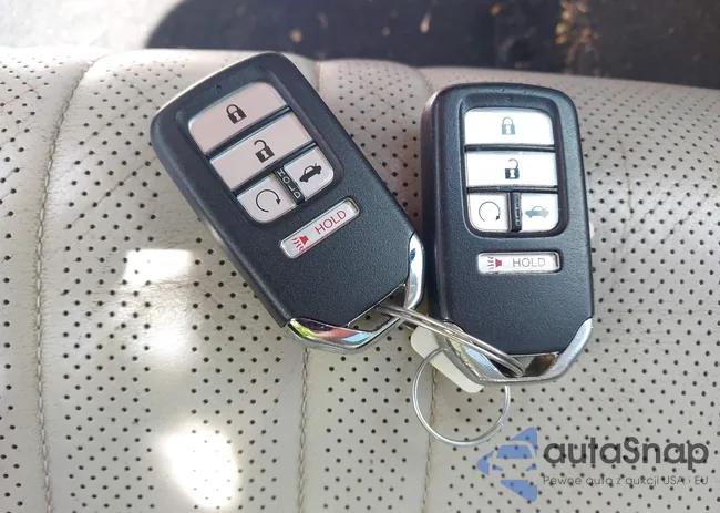 1HGCV2F98KA010886: 41648451