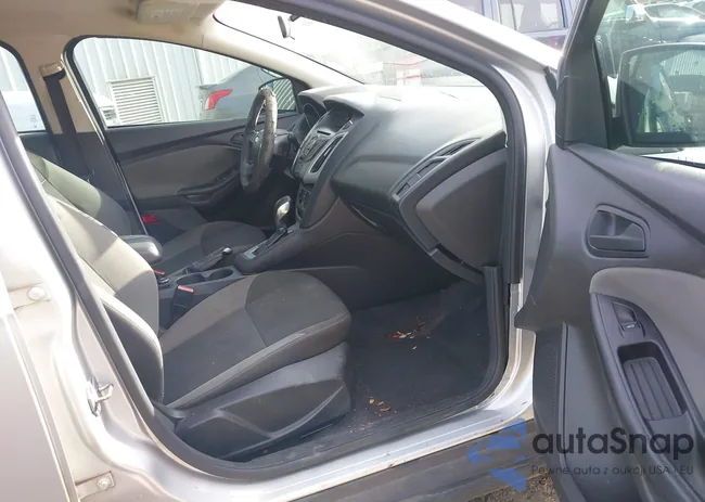 1FAHP3K28CL106235: 41648536