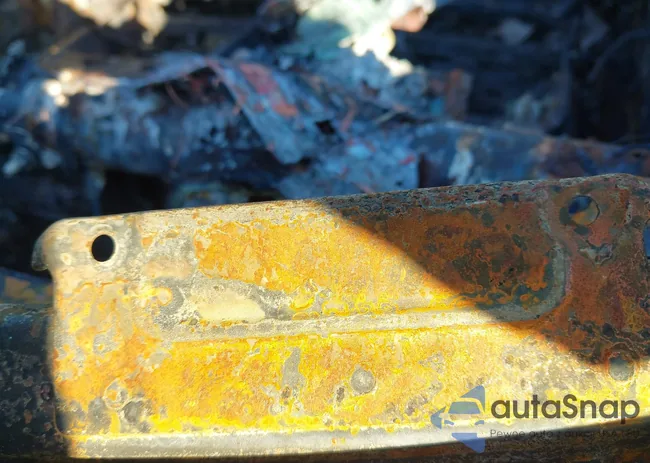 5XXGT4L33JG235186: 41649224