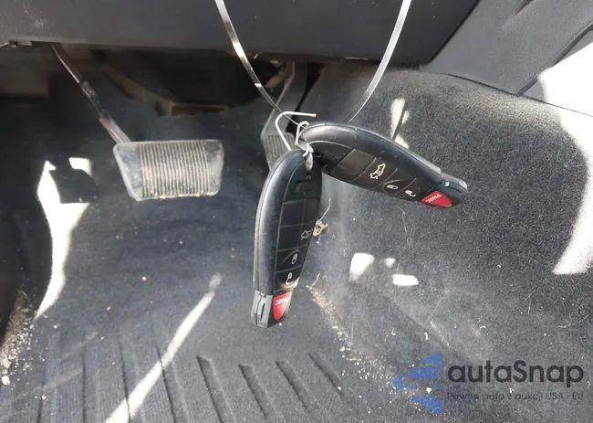 2C3CDYAG5DH591010: 41649468