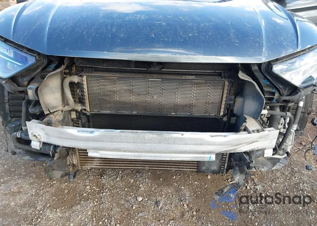 WA1E2AFY7R2010698: 41650848