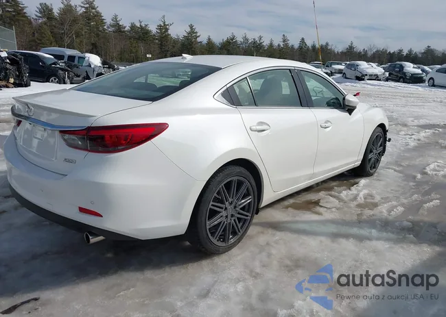 JM1GJ1W55G1468475: 41651004