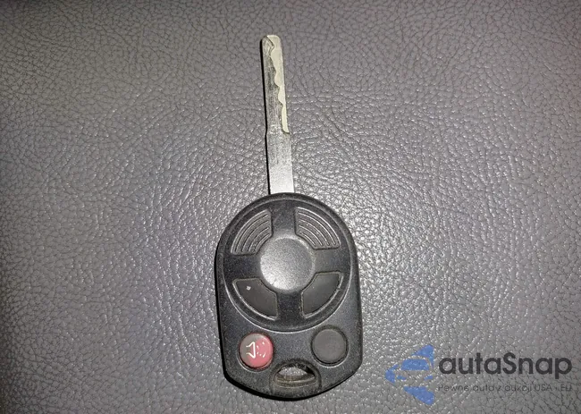 1FTYR1CM7JKB44924: 41650321