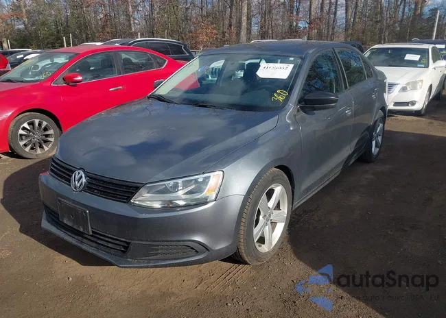 3VW2K7AJXDM240224: 41654032