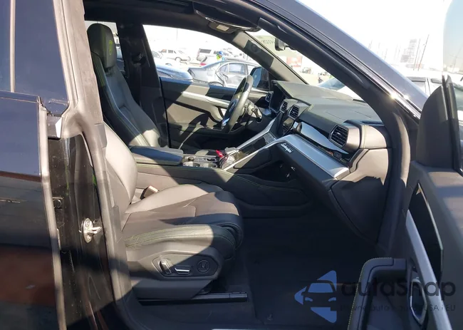 ZPBUA1ZLXKLA03063: 41653328