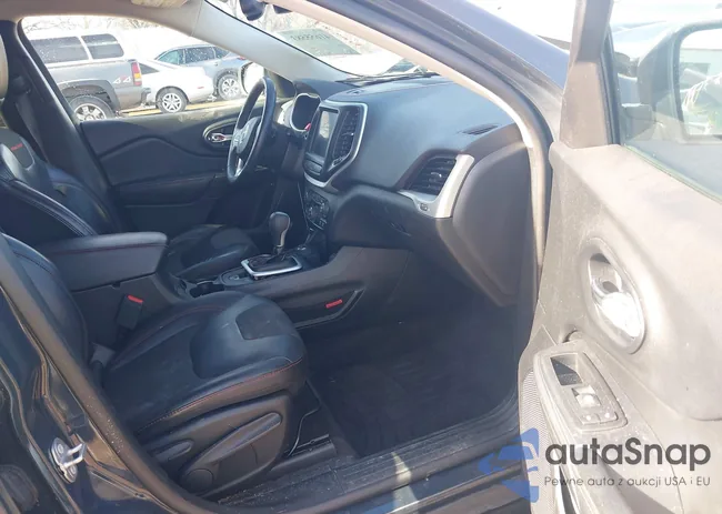 1C4PJMBB9HW524726: 41655583