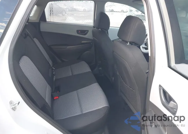 KM8K22AAXMU647635: 41656838