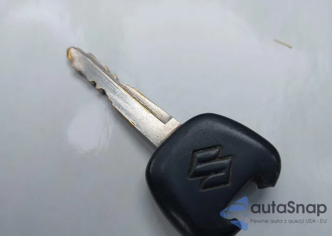 JS2YB413885107220: 41657034