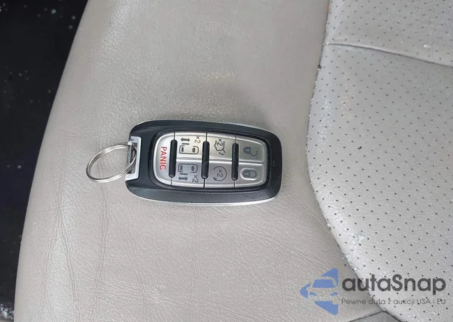 2C4RC1BG3MR542543: 41657073