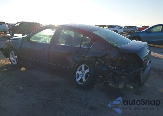 1N4AL21E88N506195: 41657431