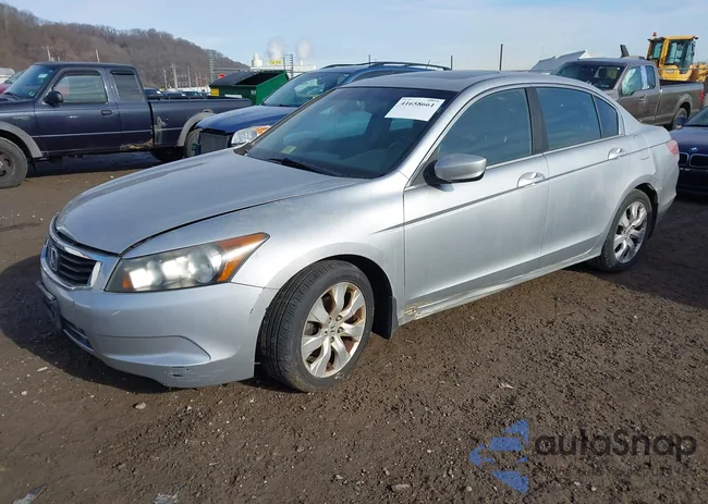 1HGCP26809A085237: 41658661