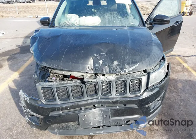 3C4NJDBB9KT601373: 41658344