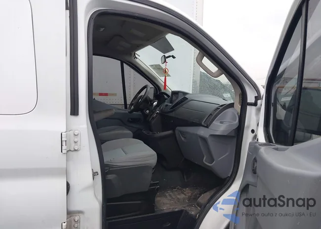 1FTNR1ZM7FKA88940: 41660733