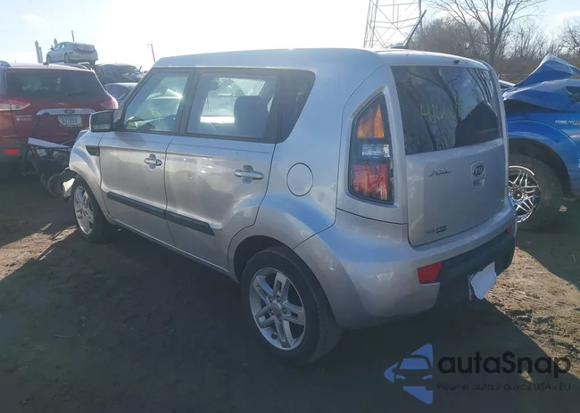 KNDJT2A21B7339156: 41660879