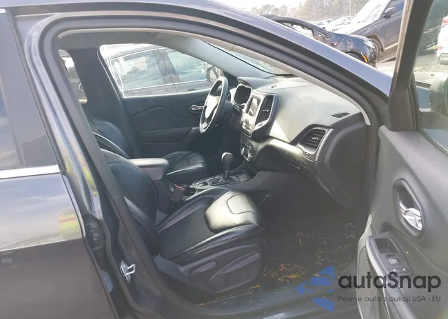 1C4PJLLB2KD143876: 41660356