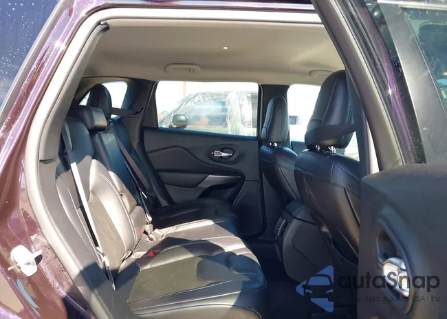 1C4PJLLB6MD155810: 41661791