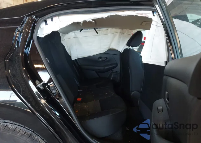 3N1AB8CV7RY281837: 41661828