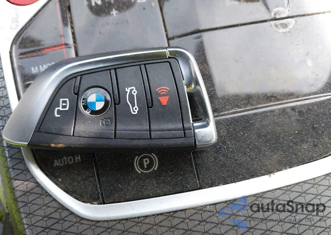 WBS43AY0XPFN50826: 41662484