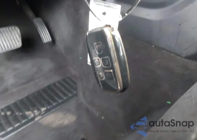 SALWG2PF6GA107577: 41664035