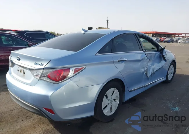 KMHEC4A40DA088520: 41664055