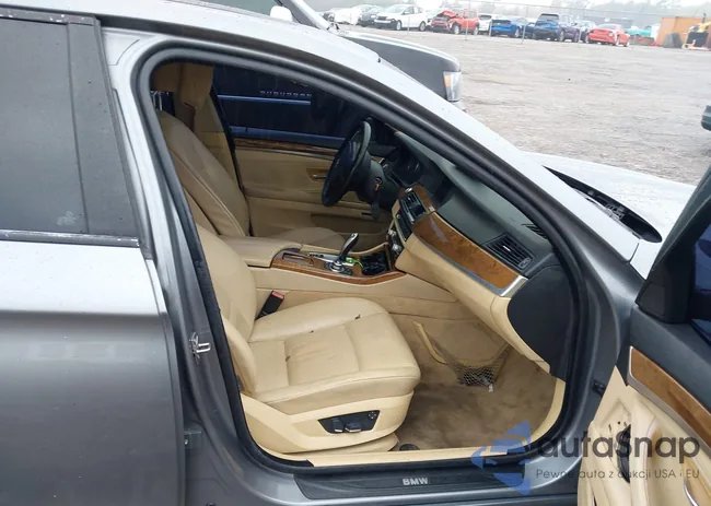 WBAFR1C59BC739749: 41664907